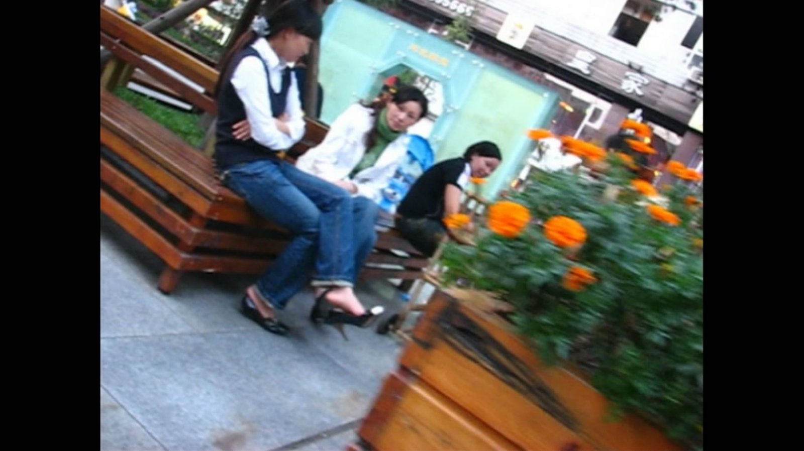 streetsnapdangl[00 00 38][20181128 234640 0]